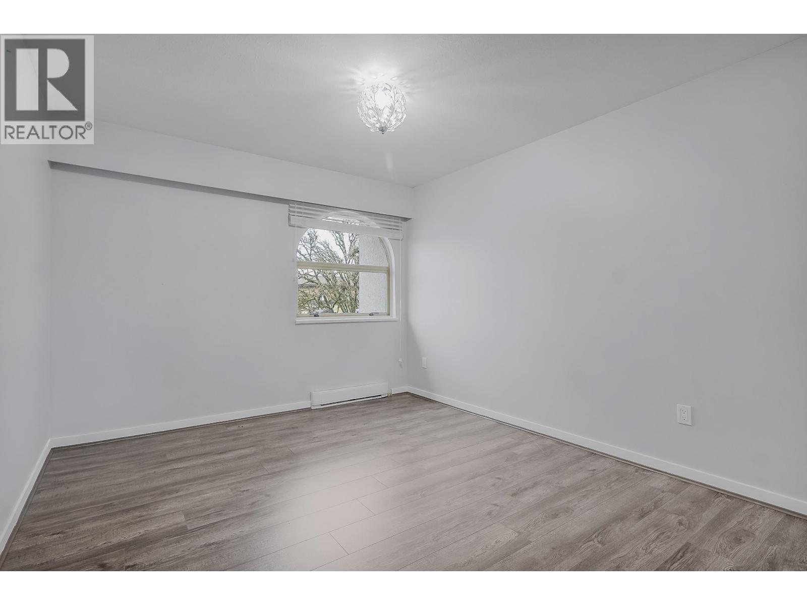 303 458 E 44th Avenue, Vancouver, British Columbia  V5W 1W3 - Photo 9 - R3076258