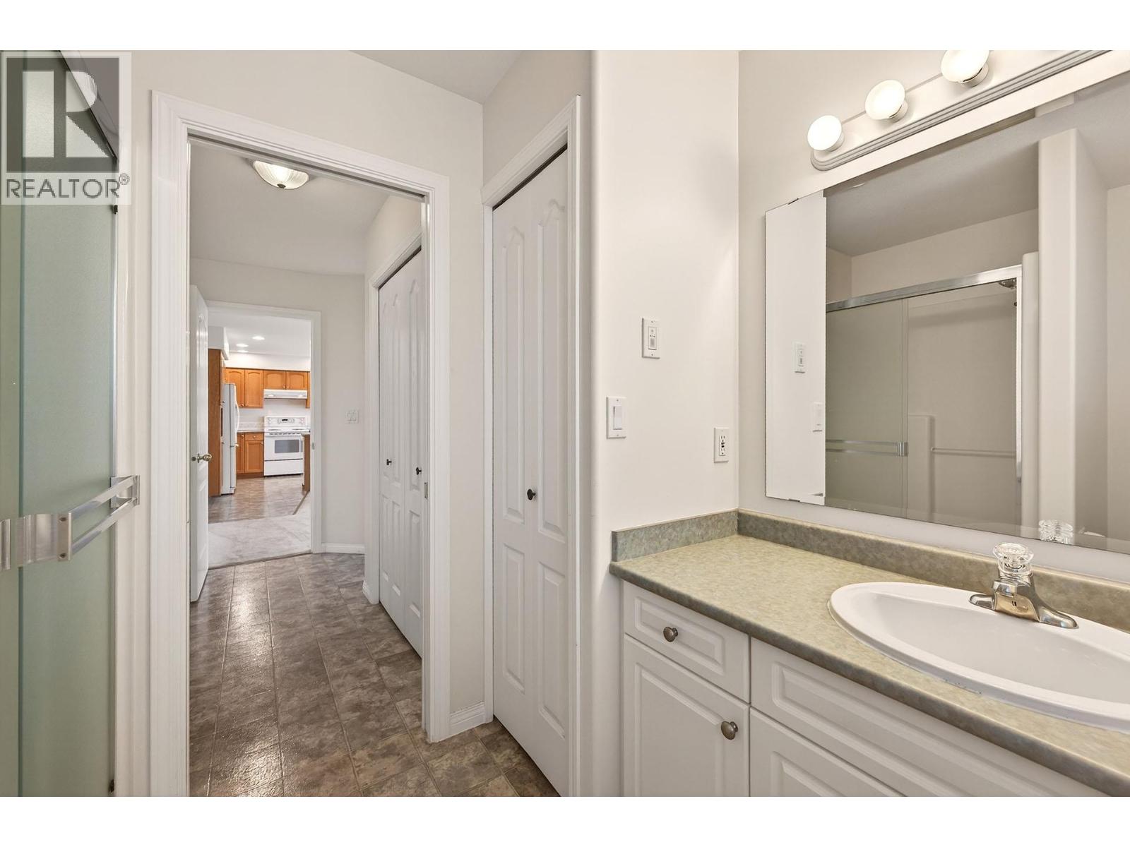 966 Raven Drive, Kamloops, British Columbia  V2B 8P1 - Photo 19 - 10371817