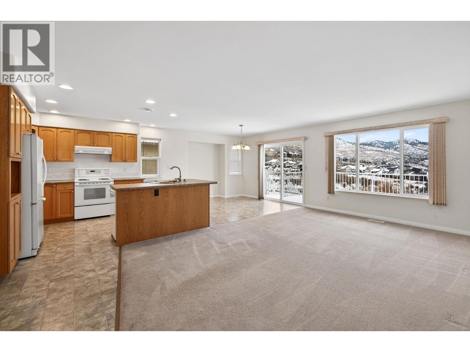 966 Raven Drive, Kamloops, British Columbia  V2B 8P1 - Photo 5 - 10371817