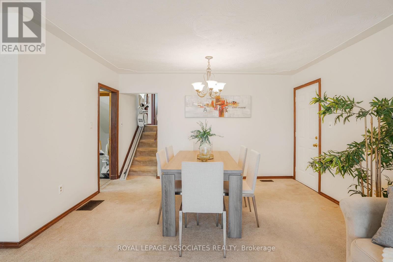 2371 Hendershot Road, Hamilton, Ontario  L0R 1C0 - Photo 14 - X12668464