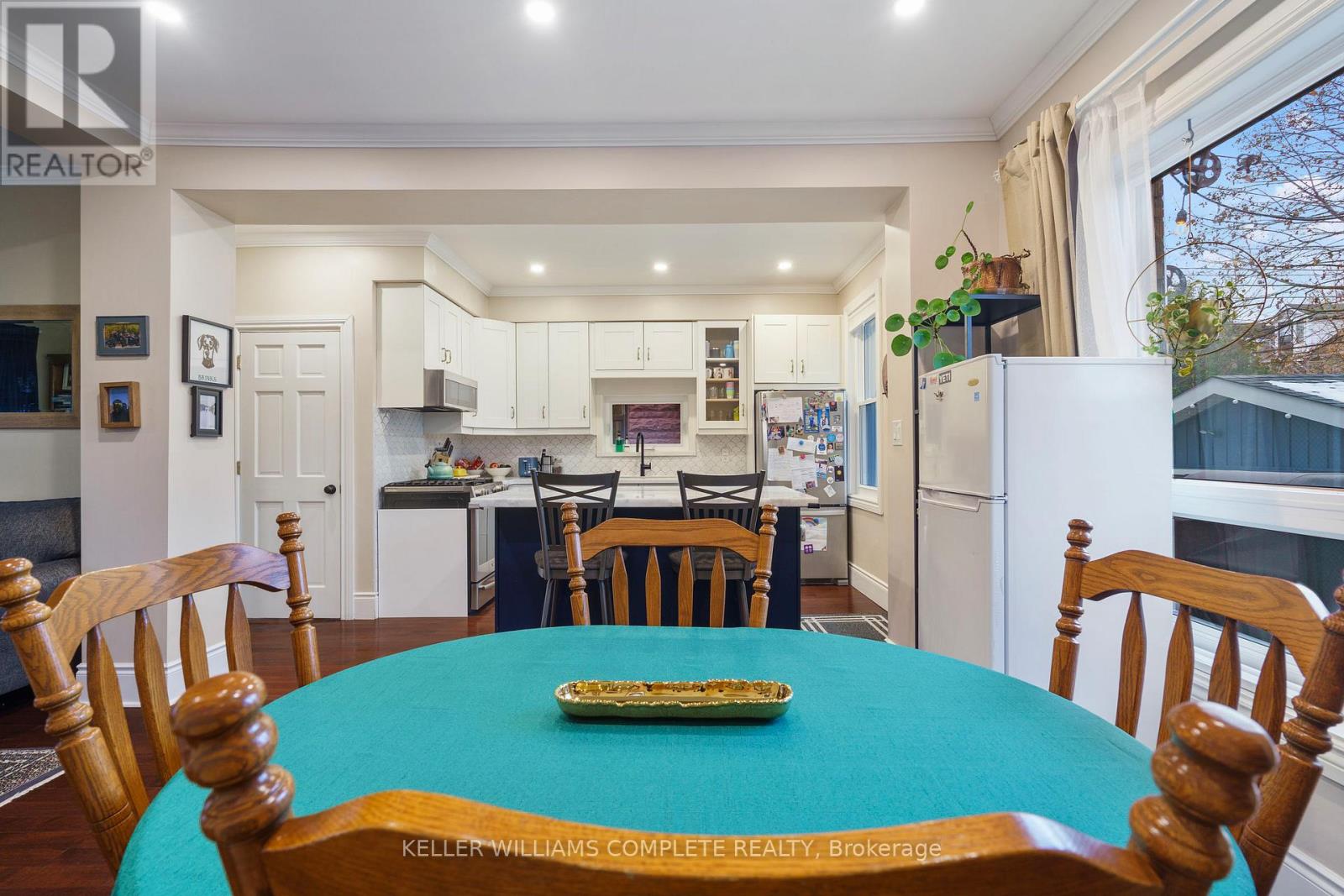 Main - 186 Balsam Avenue S, Hamilton, Ontario  L8M 3B8 - Photo 12 - X12668480