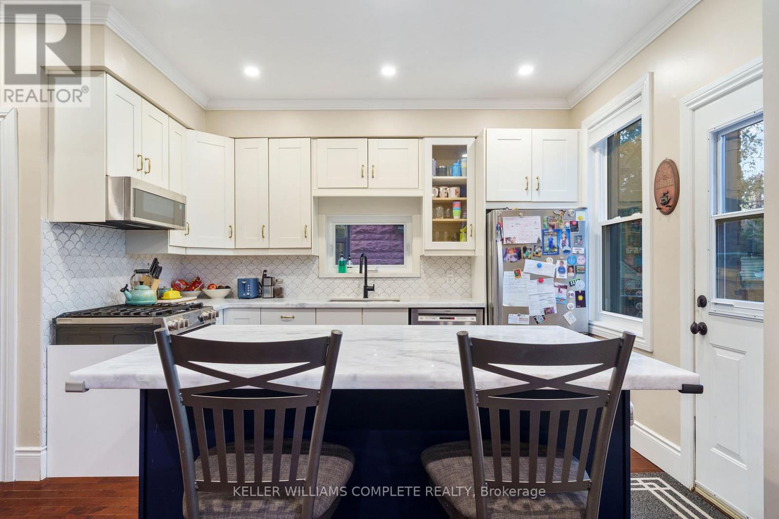 Main - 186 Balsam Avenue S, Hamilton, Ontario  L8M 3B8 - Photo 14 - X12668480