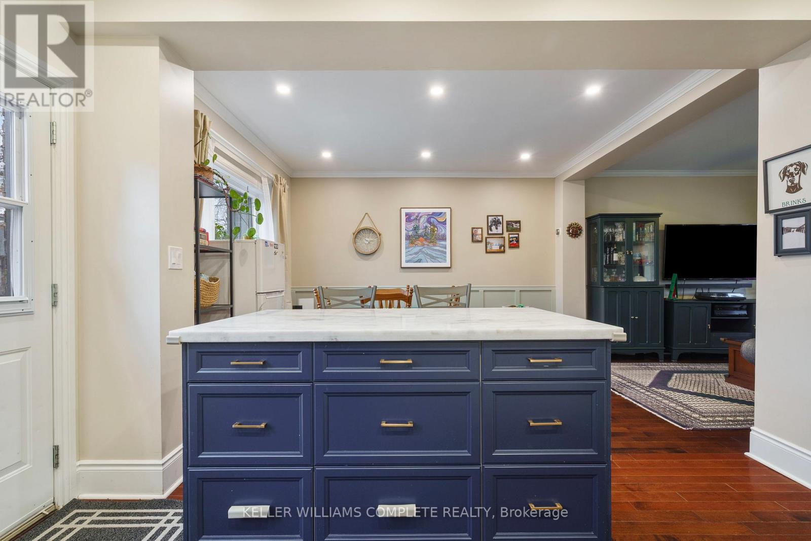 Main - 186 Balsam Avenue S, Hamilton, Ontario  L8M 3B8 - Photo 17 - X12668480