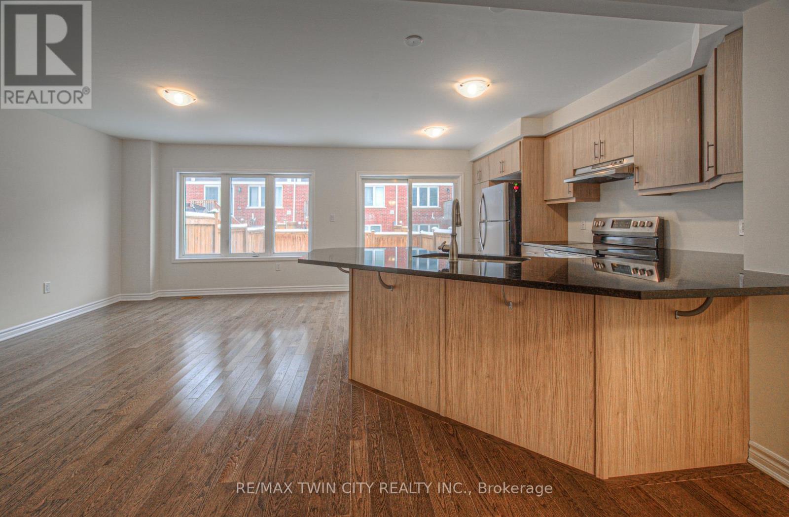 32 - 19 Ridge Road, Cambridge, Ontario  N3E 0C7 - Photo 11 - X12668484