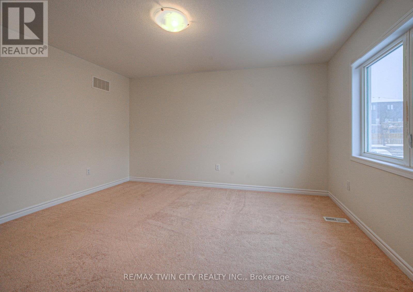 32 - 19 Ridge Road, Cambridge, Ontario  N3E 0C7 - Photo 24 - X12668484