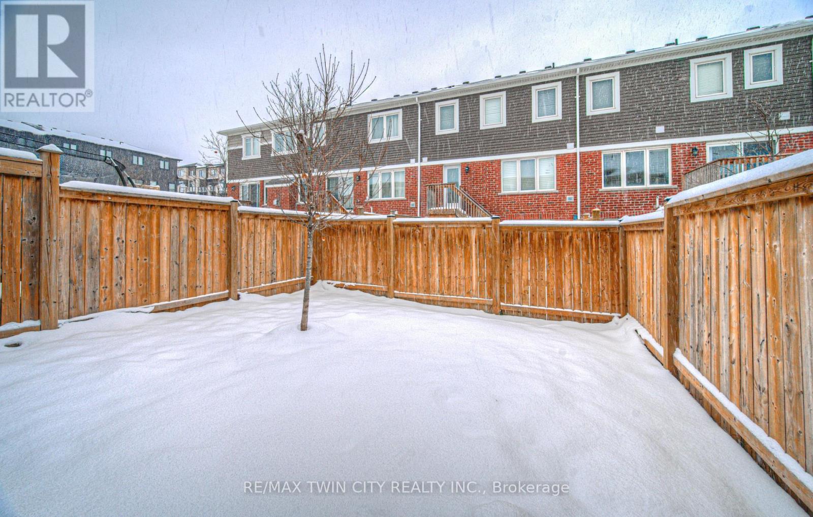 32 - 19 Ridge Road, Cambridge, Ontario  N3E 0C7 - Photo 35 - X12668484