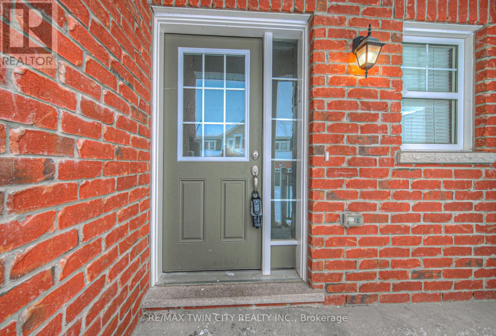 32 - 19 Ridge Road, Cambridge, Ontario  N3E 0C7 - Photo 6 - X12668484