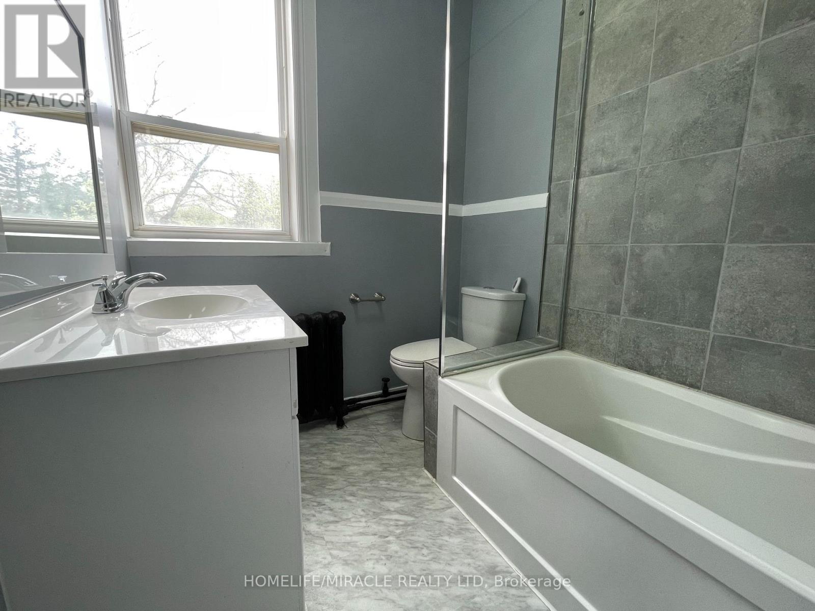 1 - 49 Madison Avenue N, Kitchener, Ontario  N2H 2Z5 - Photo 15 - X12668510