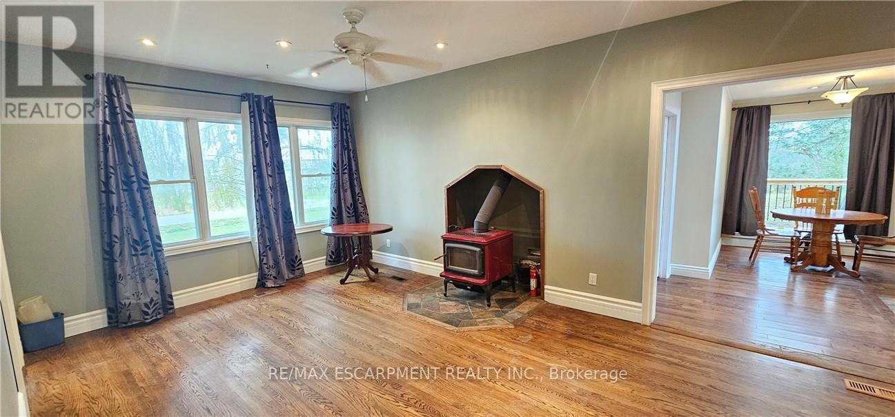 1083 Indiana Road E, Haldimand, Ontario  N0A 1C0 - Photo 31 - X12668568