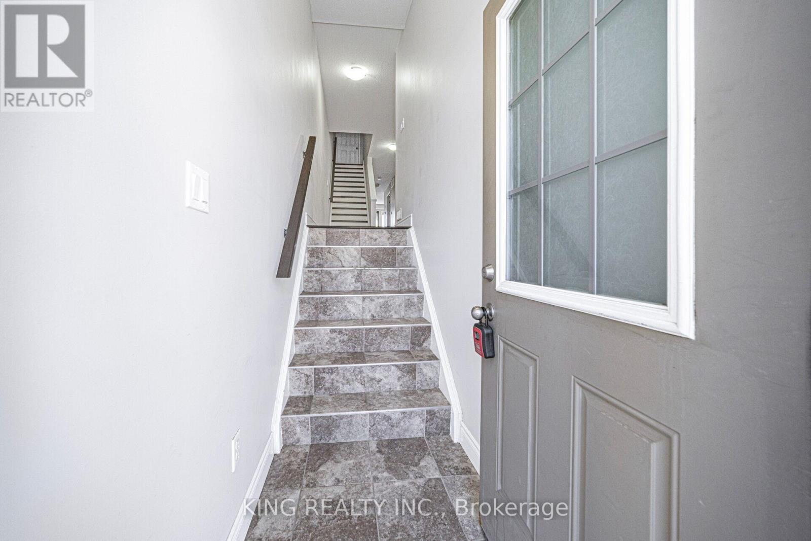 18 C - 388 Old Huron Road, Kitchener, Ontario  N2R 0J5 - Photo 5 - X12668572