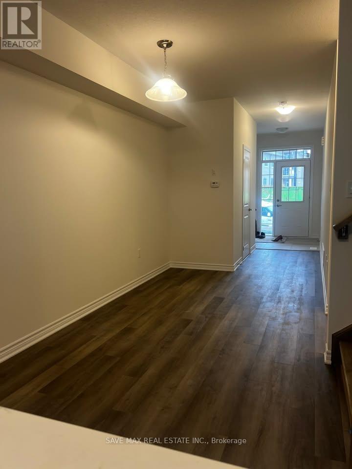 69 - 305 Garner Road W, Hamilton, Ontario  L9G 3K9 - Photo 2 - X12668674