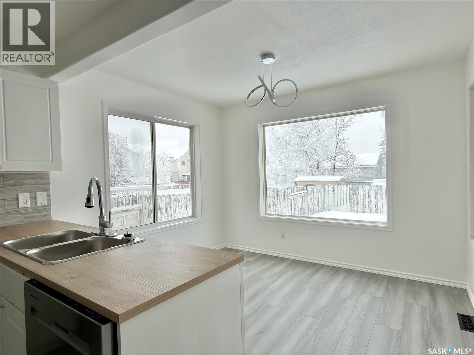 538 Carter Way, Saskatoon, Saskatchewan  S7L 7J1 - Photo 11 - SK026284