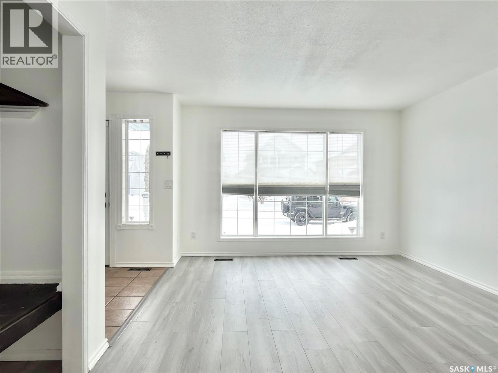 538 Carter Way, Saskatoon, Saskatchewan  S7L 7J1 - Photo 5 - SK026284