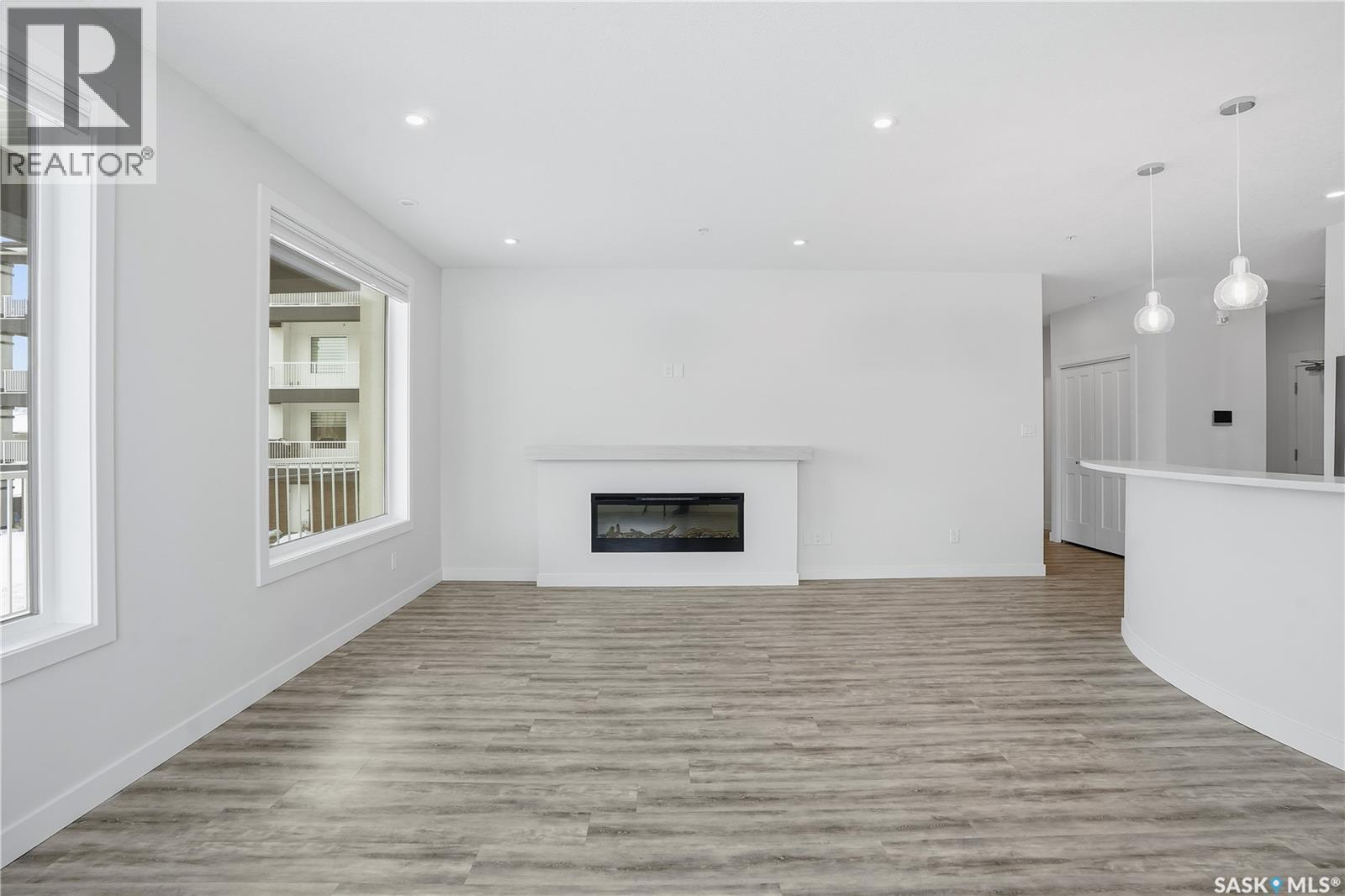 201 3581 Evans Court, Regina, Saskatchewan  S4S 7A3 - Photo 4 - SK026168