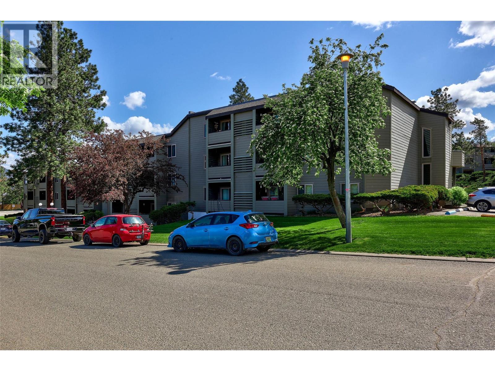 245 Gordonhorn Crescent Unit# 111, Kamloops, British Columbia  V2E 1G5 - Photo 3 - 10372020