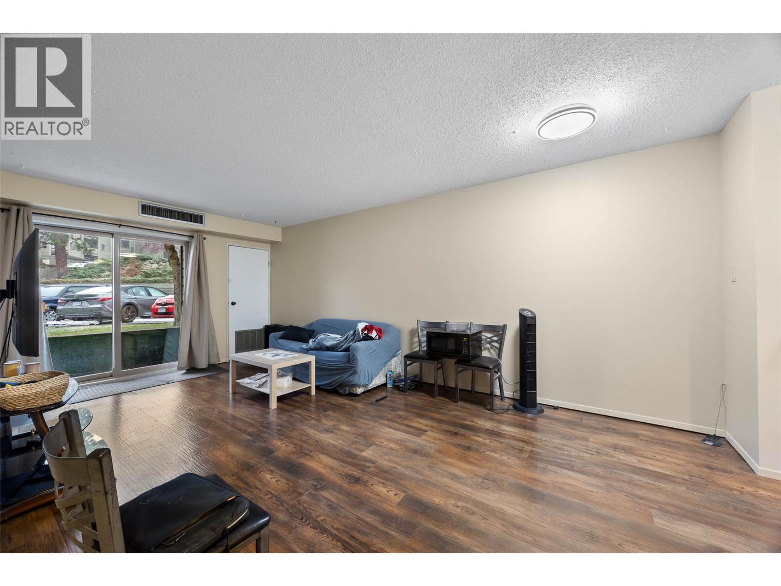 245 Gordonhorn Crescent Unit# 111, Kamloops, British Columbia  V2E 1G5 - Photo 8 - 10372020