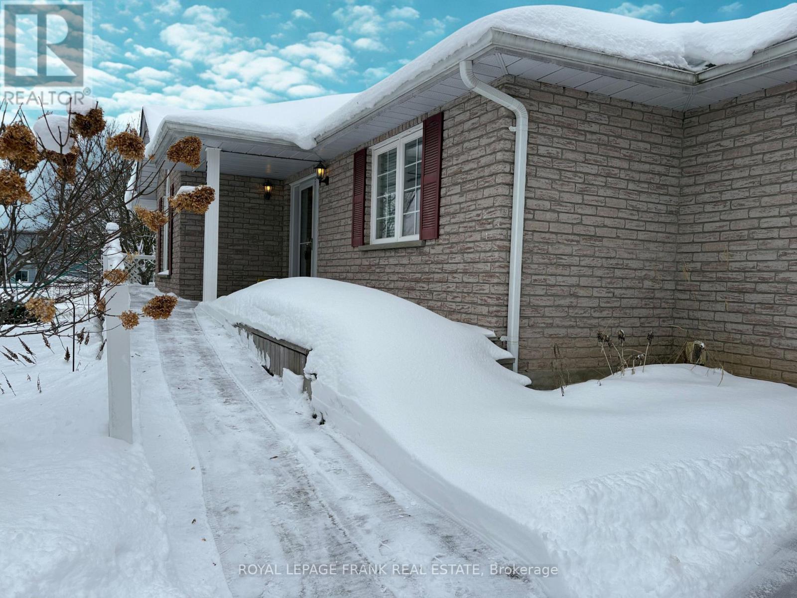 519 Alma Street, Scugog, Ontario  L9L 1R5 - Photo 3 - E12668796