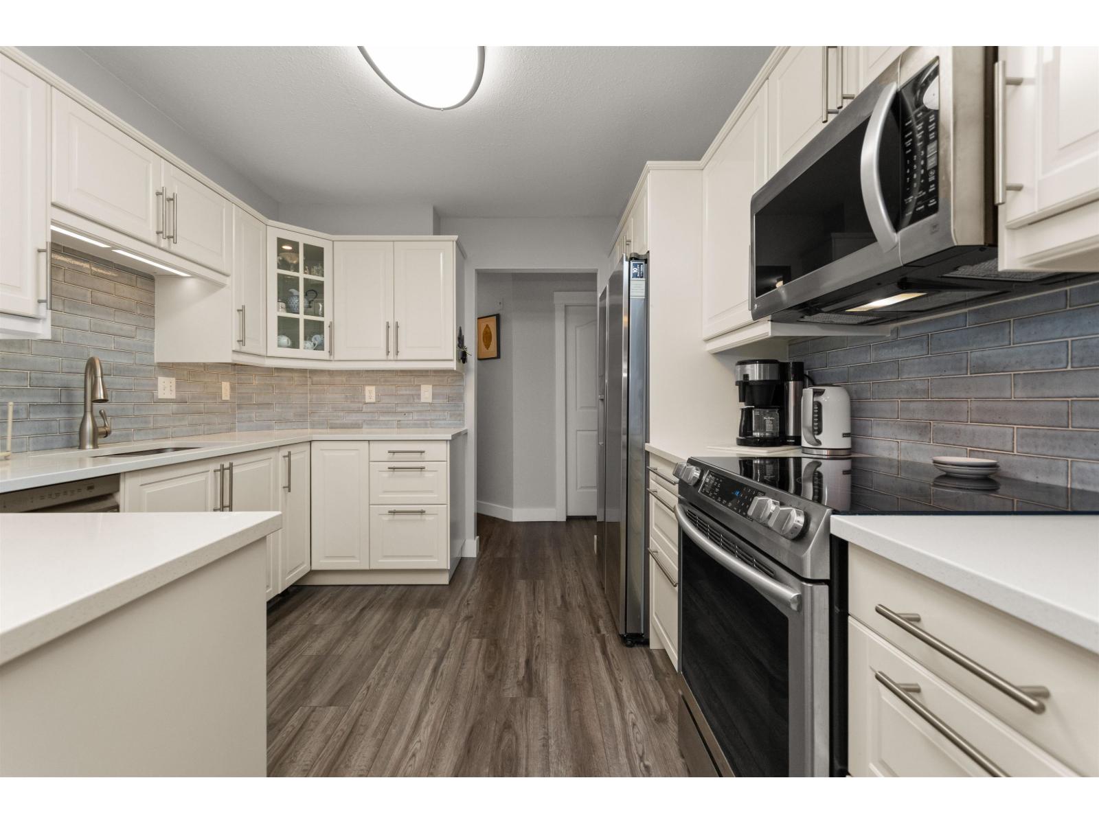 209 2491 Gladwin Road, Abbotsford, British Columbia  V2T 3N8 - Photo 7 - R3076476