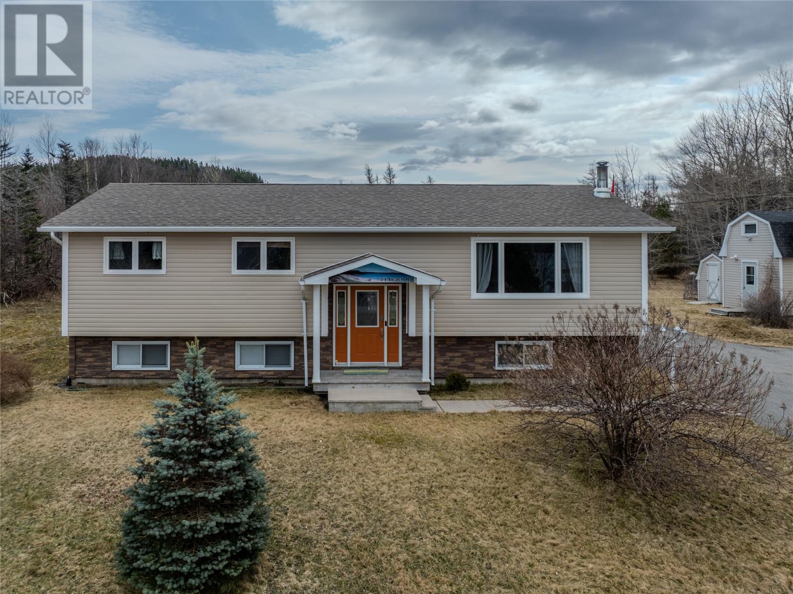 74 Beach Road, Eastport, Newfoundland & Labrador