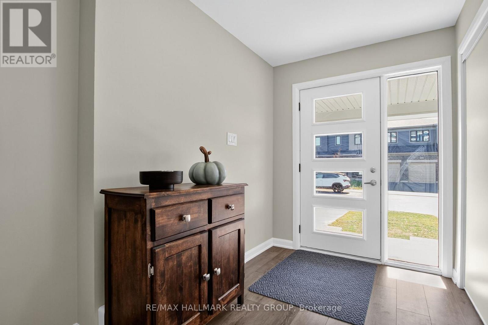 342 Raheen Court, Ottawa, Ontario  K1C 3H2 - Photo 11 - X12668824