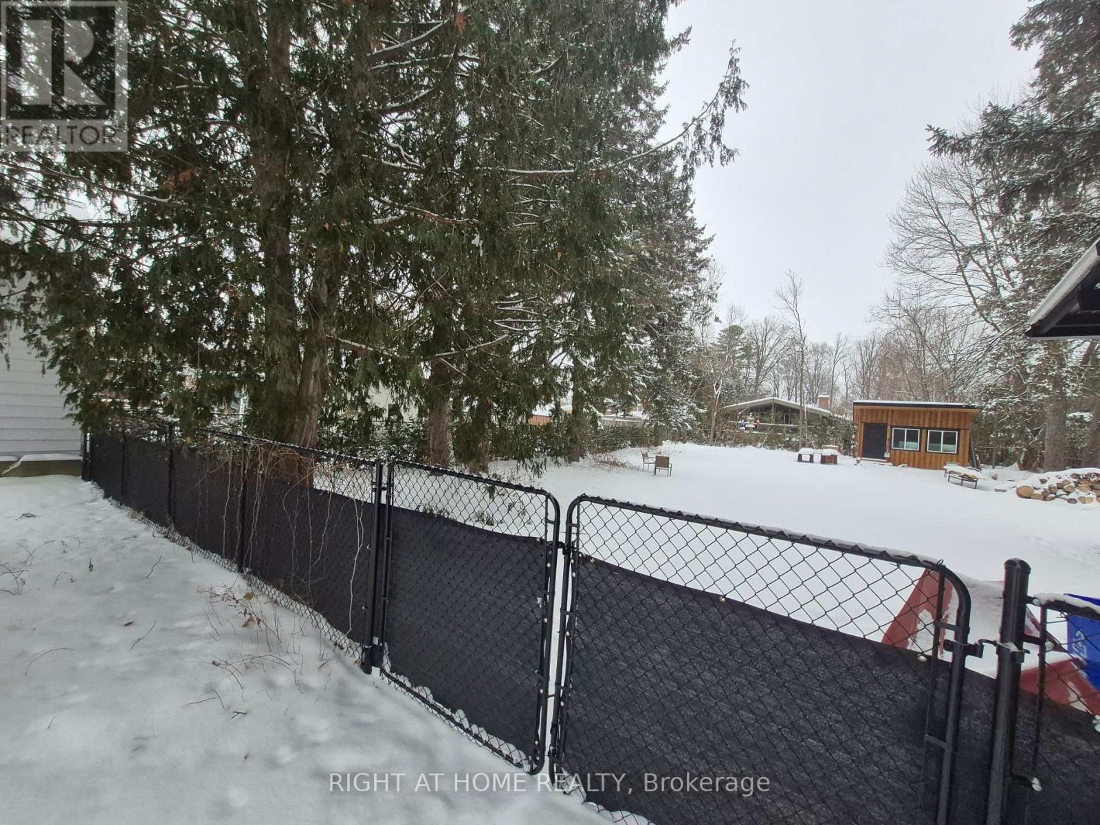 250 Harrington Street, Arnprior, Ontario  K7S 2T9 - Photo 10 - X12668874