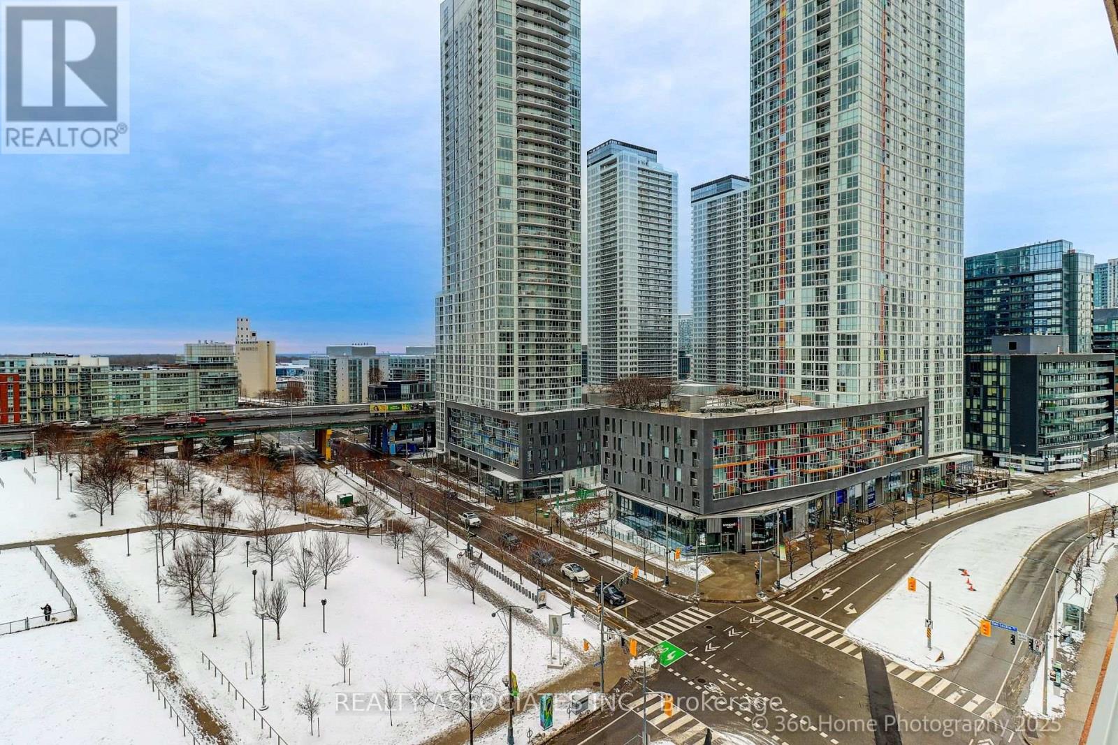 1001 - 151 Dan Leckie Way, Toronto, Ontario  M5V 4B2 - Photo 13 - C12660010