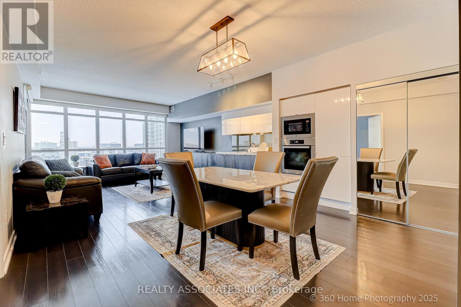 1001 - 151 Dan Leckie Way, Toronto, Ontario  M5V 4B2 - Photo 2 - C12660010