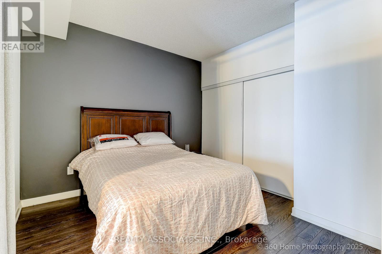 1001 - 151 Dan Leckie Way, Toronto, Ontario  M5V 4B2 - Photo 20 - C12660010