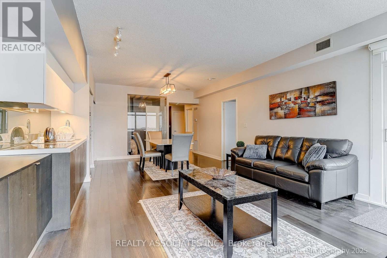 1001 - 151 Dan Leckie Way, Toronto, Ontario  M5V 4B2 - Photo 9 - C12660010