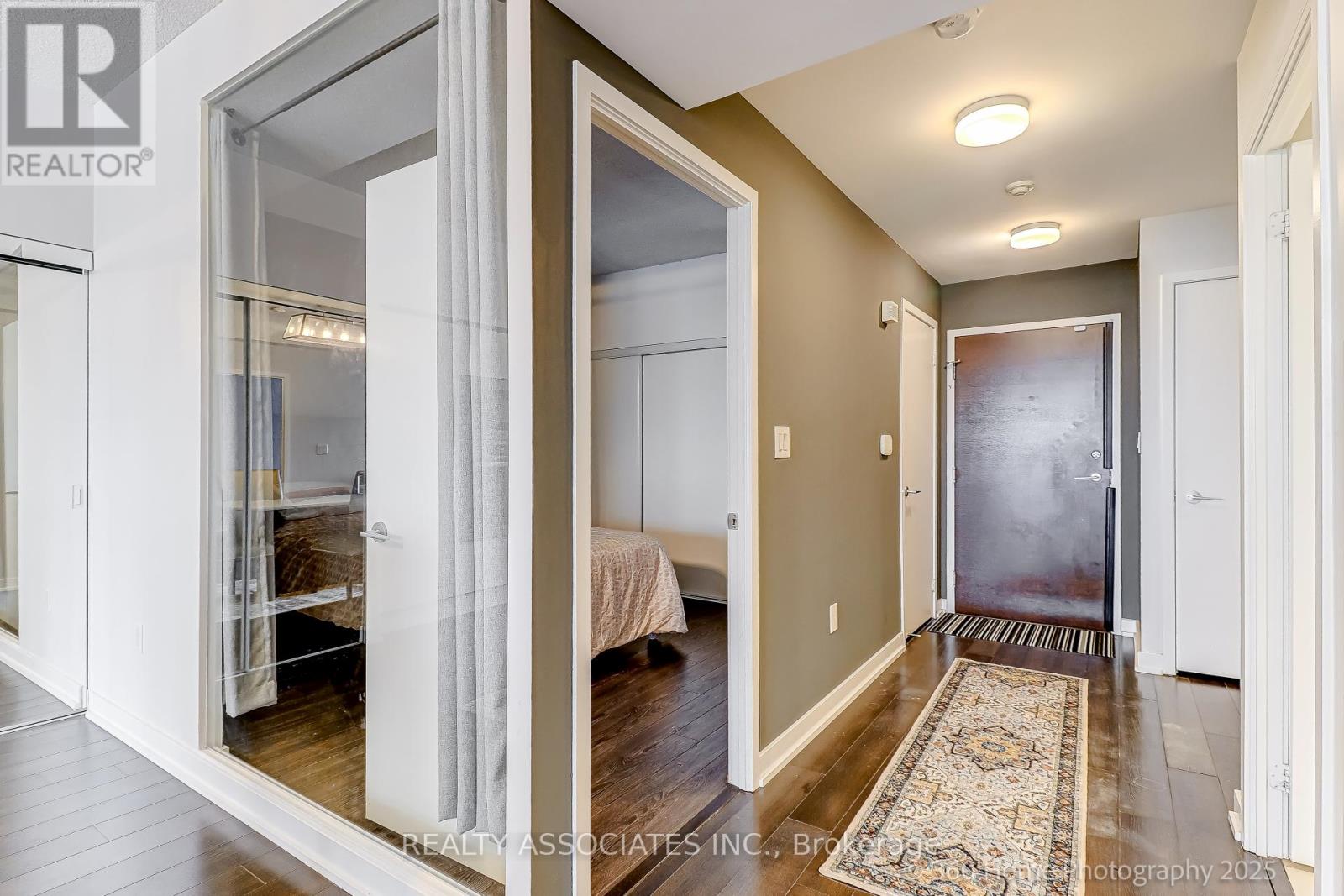 1001 - 151 Dan Leckie Way, Toronto, Ontario  M5V 4B2 - Photo 5 - C12660010