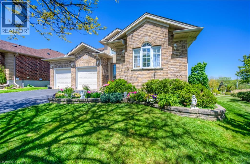 40 Devonshire Drive, New Hamburg, Ontario  N3A 4J7 - Photo 2 - 40749518