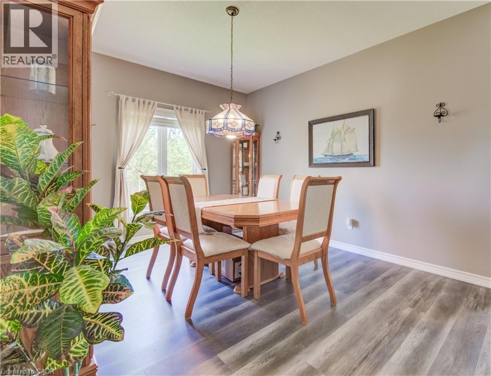 40 Devonshire Drive, New Hamburg, Ontario  N3A 4J7 - Photo 6 - 40749518