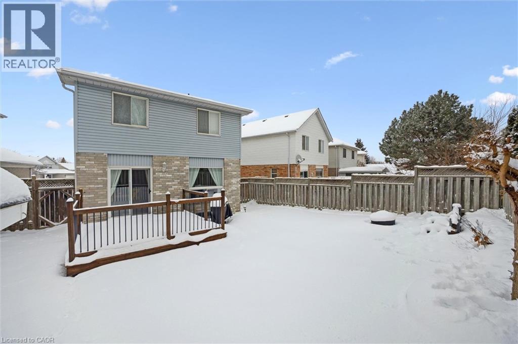 747 Fairway Court, Kitchener, Ontario  N2A 4B4 - Photo 9 - 40795417