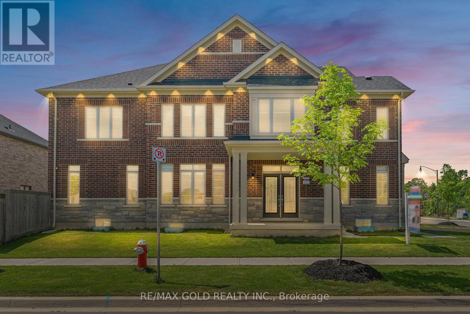 59 Cobriza Crescent, Brampton, Ontario  L7A 5A6 - Photo 5 - W12666300