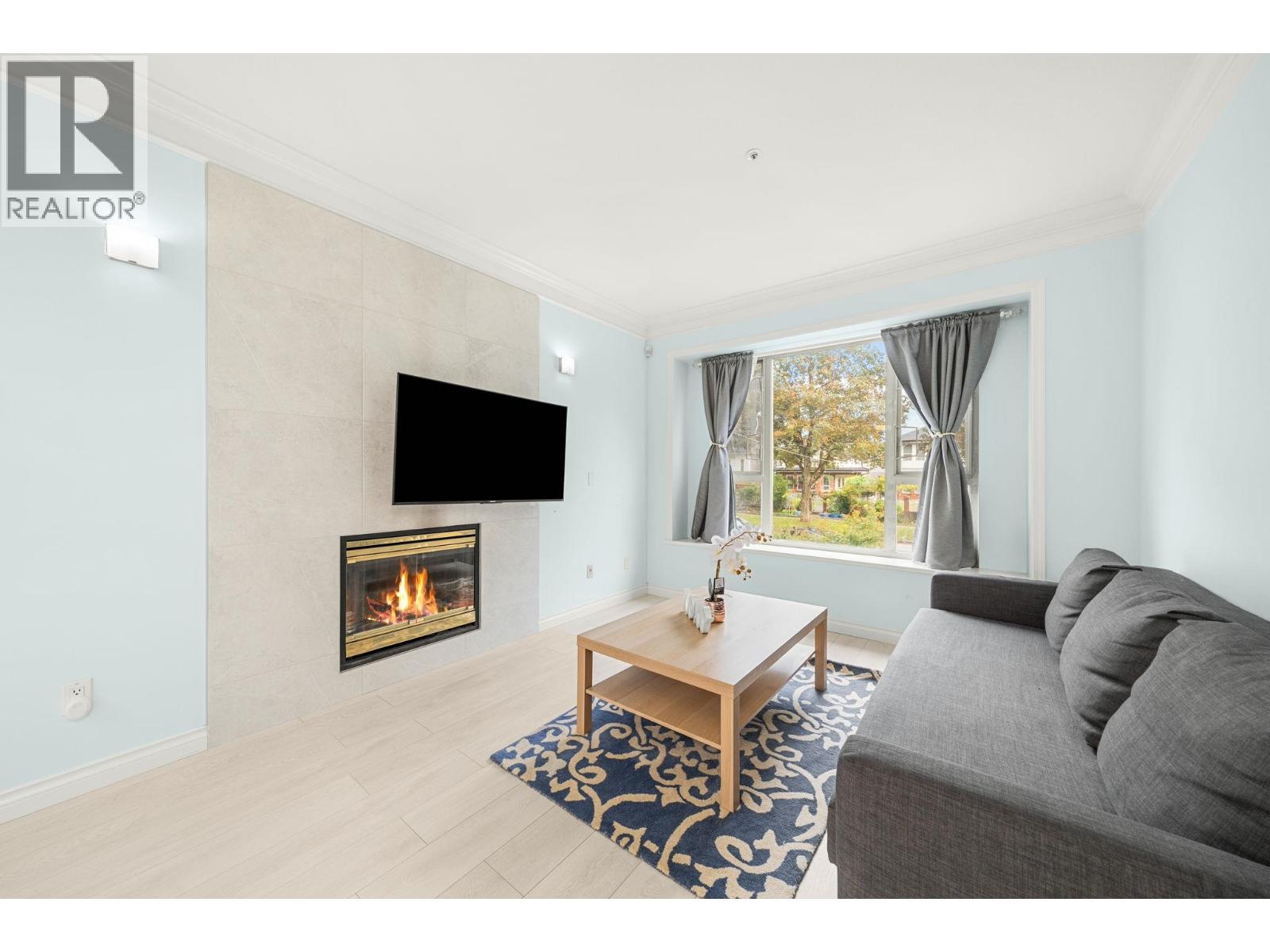 5657 Kerr Street, Vancouver, British Columbia  V5R 4B5 - Photo 2 - R3076474