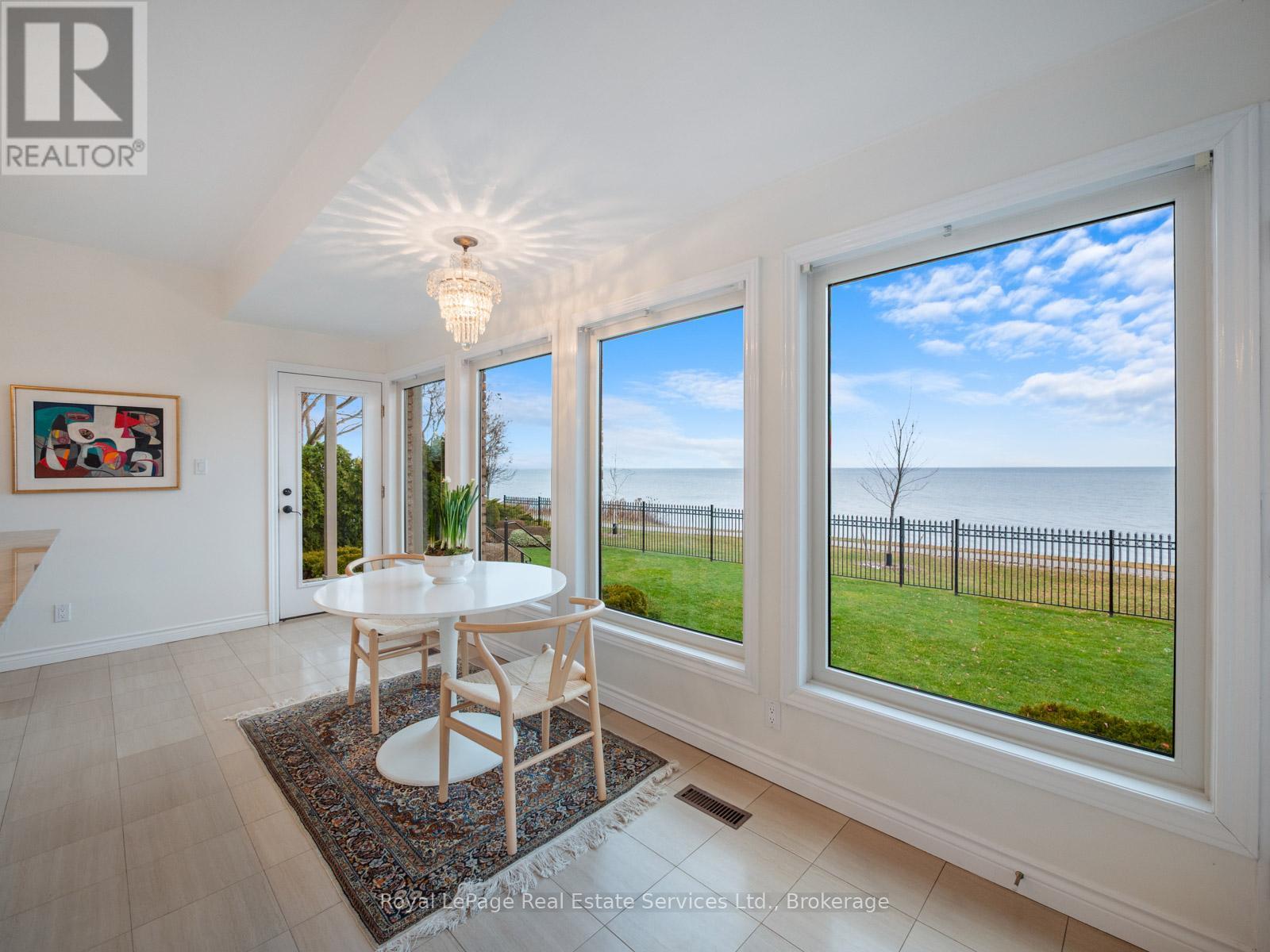 3286 Shelburne Place, Oakville, Ontario  L6L 5V9 - Photo 10 - W12449216