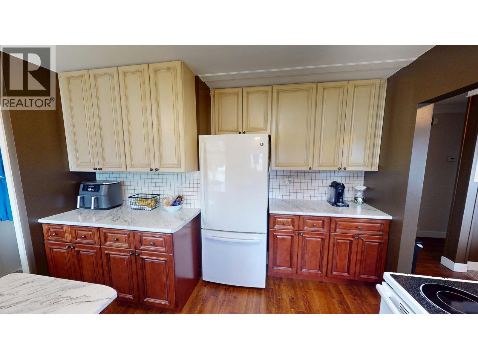 703 8th Street S, Cranbrook, British Columbia  V1C 1P5 - Photo 8 - 10371994