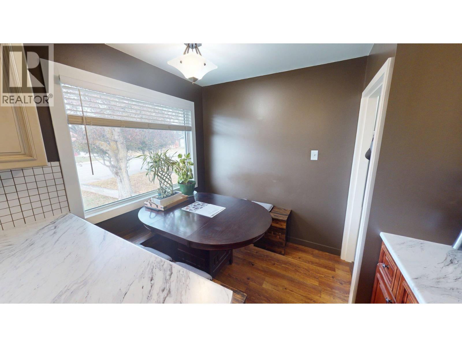 703 8th Street S, Cranbrook, British Columbia  V1C 1P5 - Photo 9 - 10371994