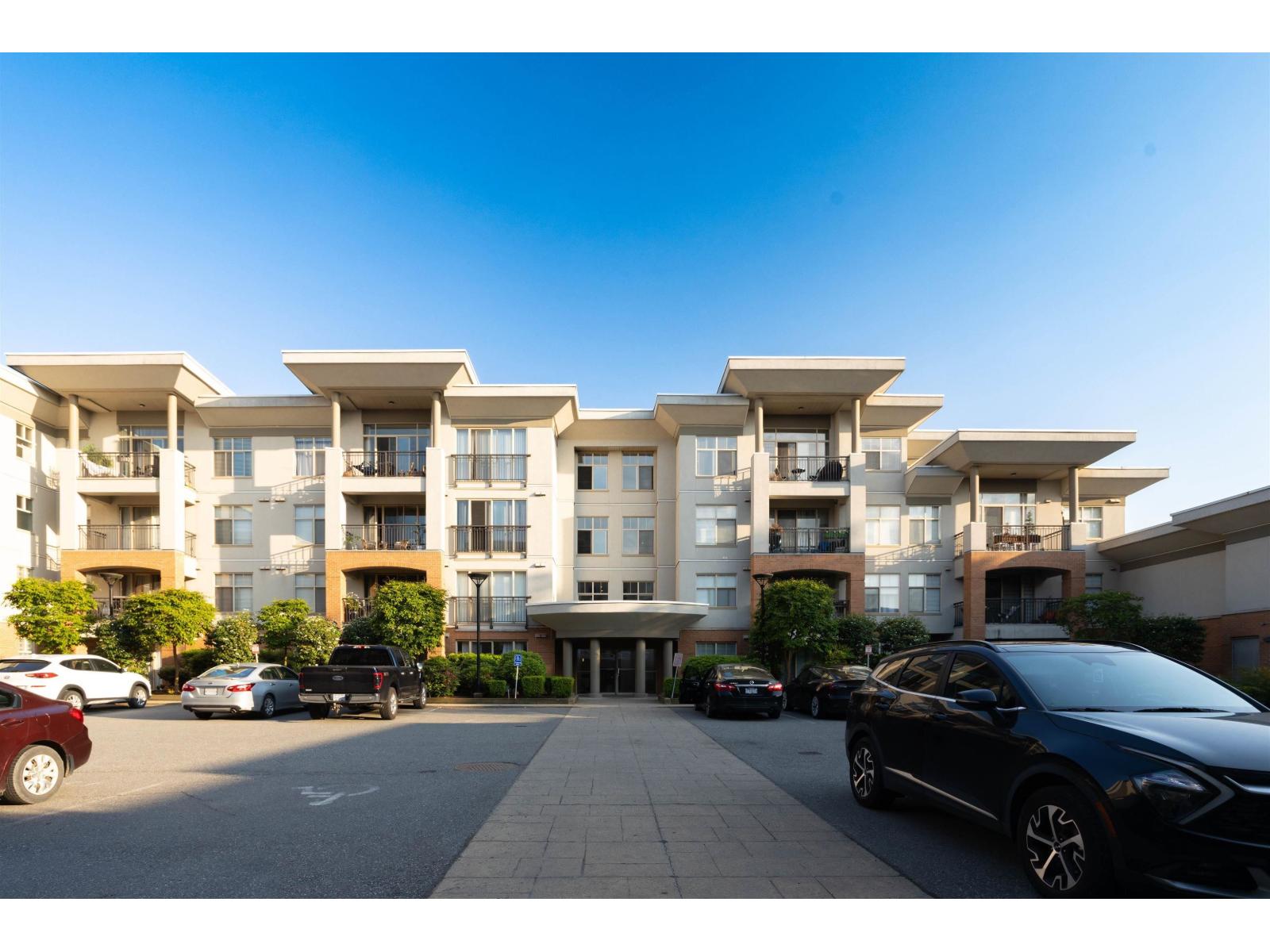 111 33545 RAINBOW AVENUE, Abbotsford, British Columbia