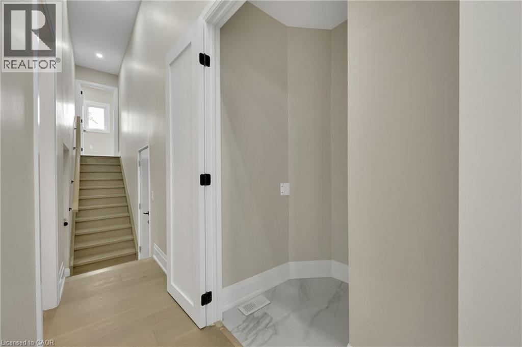 2091 Bridge Road Unit# Upper, Oakville, Ontario  L6L 2E8 - Photo 10 - 40796263