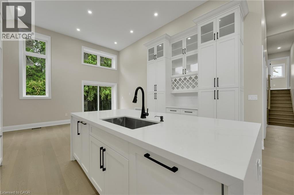 2091 Bridge Road Unit# Upper, Oakville, Ontario  L6L 2E8 - Photo 8 - 40796263