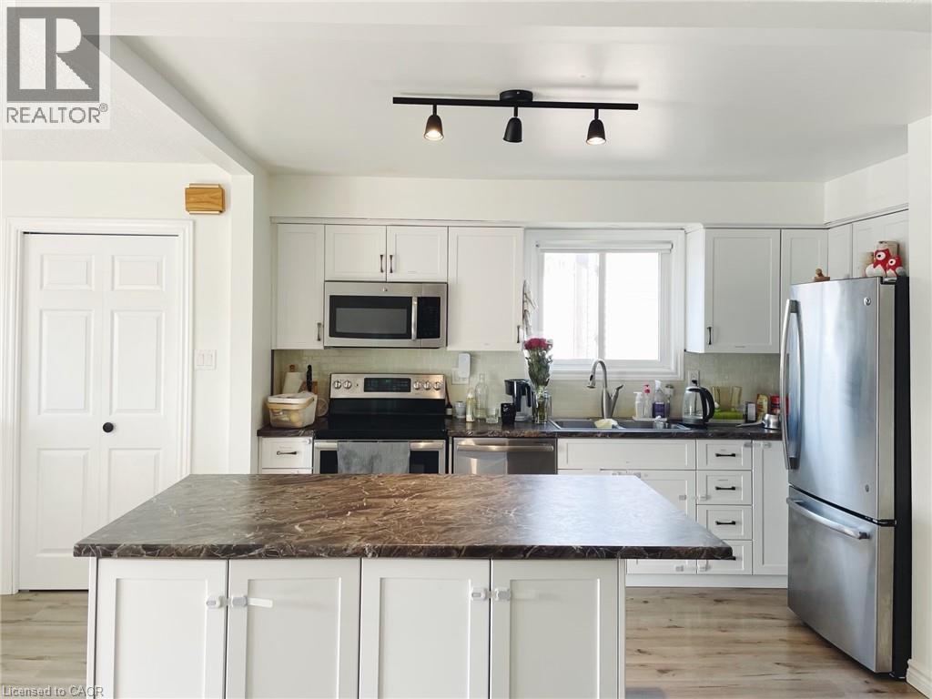 340 Pioneer Drive, Kitchener, Ontario  N2P 1K6 - Photo 5 - 40796259