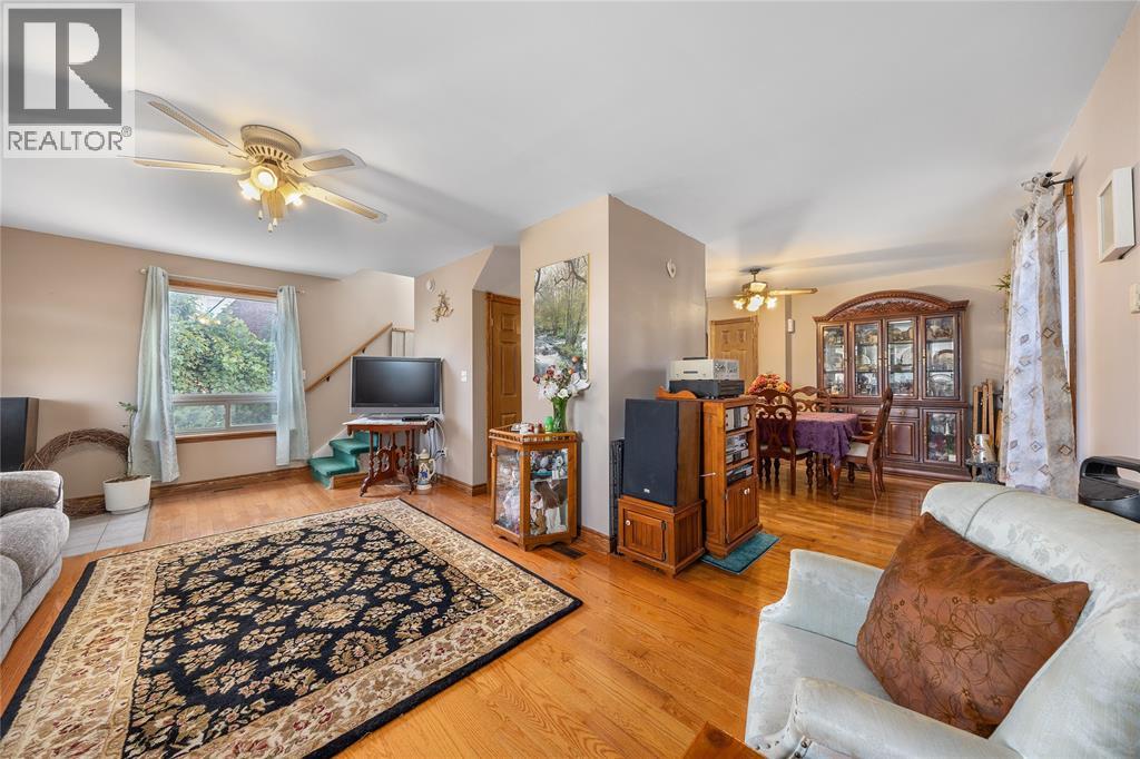 399 Talfourd Street, Sarnia, Ontario N7T 1R4 - Photo 4 - 26000368