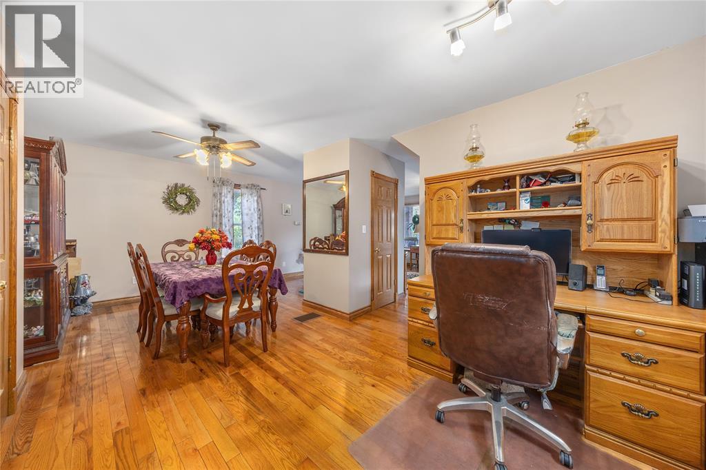 399 Talfourd Street, Sarnia, Ontario N7T 1R4 - Photo 7 - 26000368