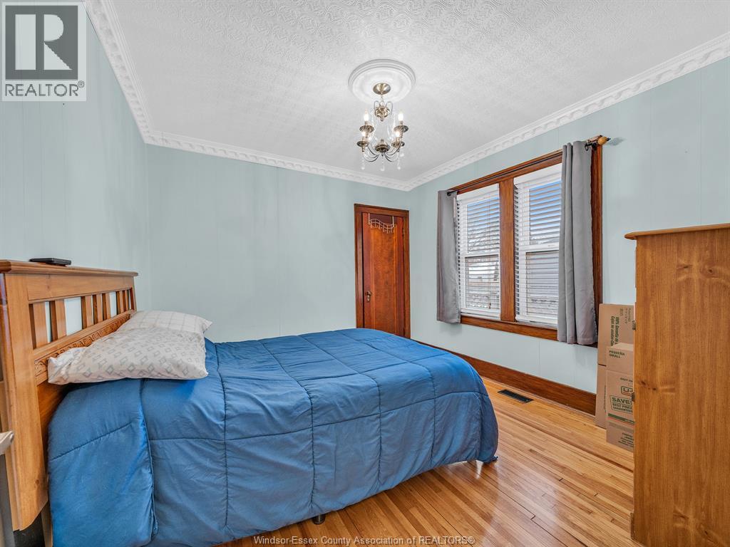 2327 Windermere Road, Windsor, Ontario  N8W 2T1 - Photo 15 - 26000361