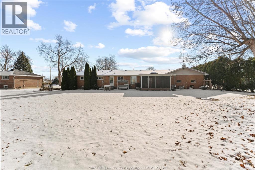 4810 Ray Road, Windsor, Ontario  N0R 1K0 - Photo 31 - 26000363