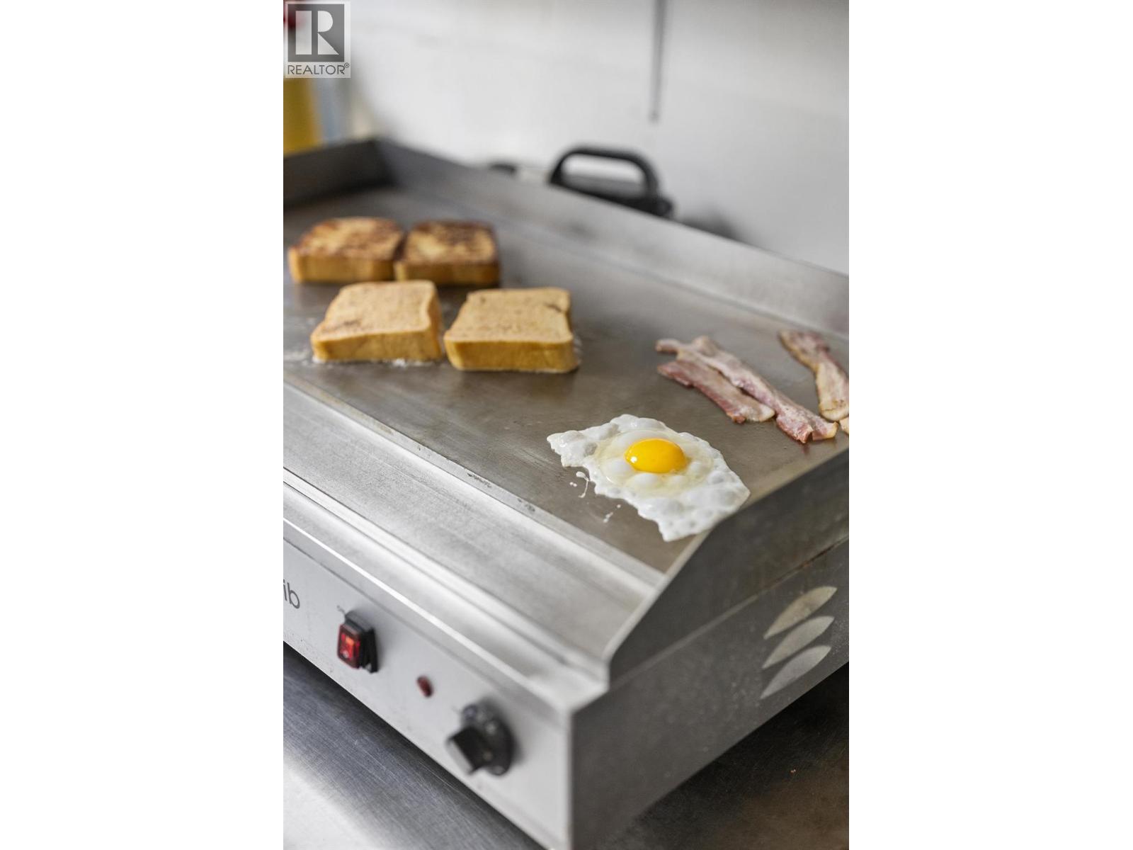 1025 Canyon Street, Creston, British Columbia  V0B 1G0 - Photo 13 - 2478957