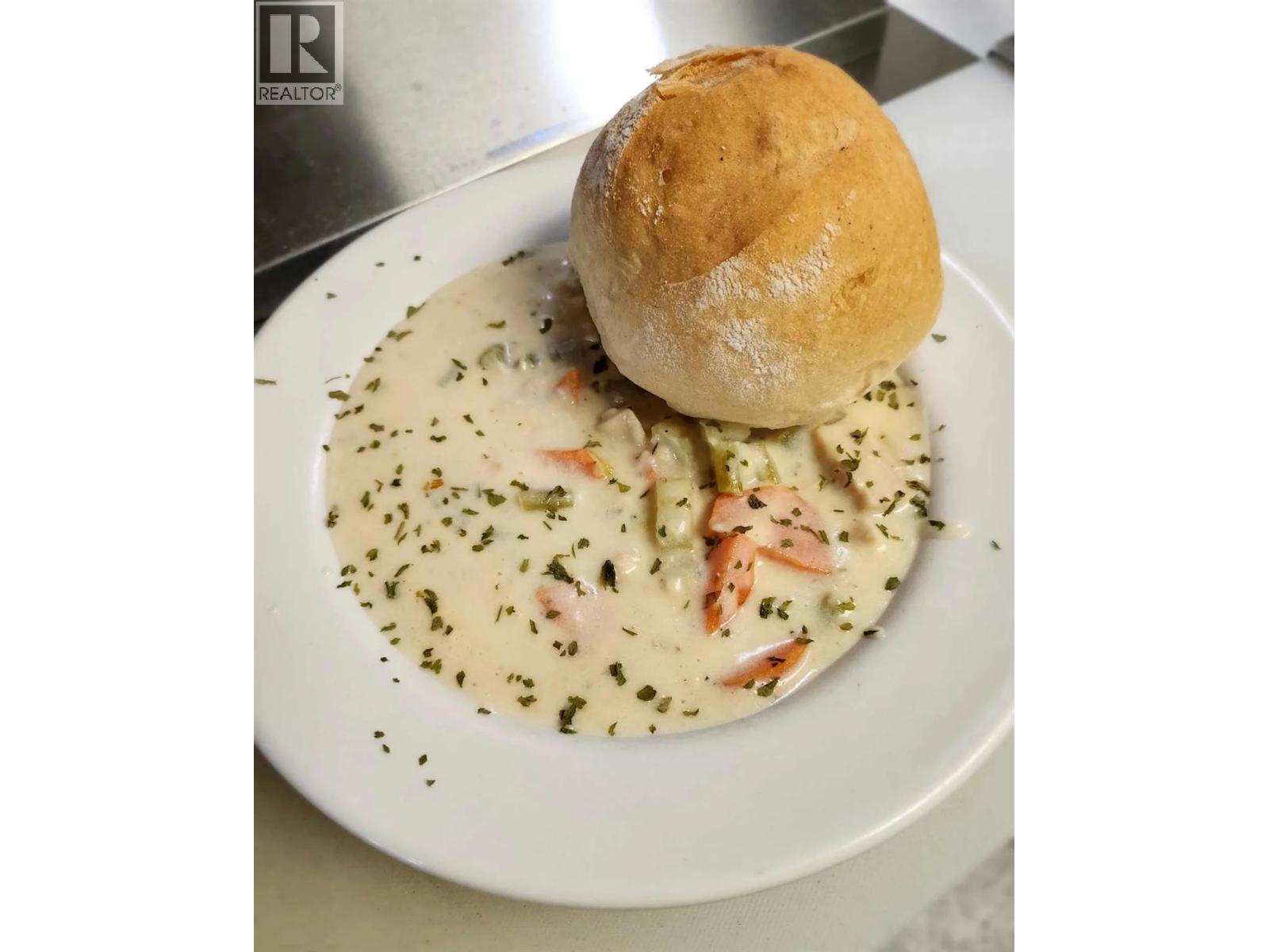 1025 Canyon Street, Creston, British Columbia  V0B 1G0 - Photo 15 - 2478957