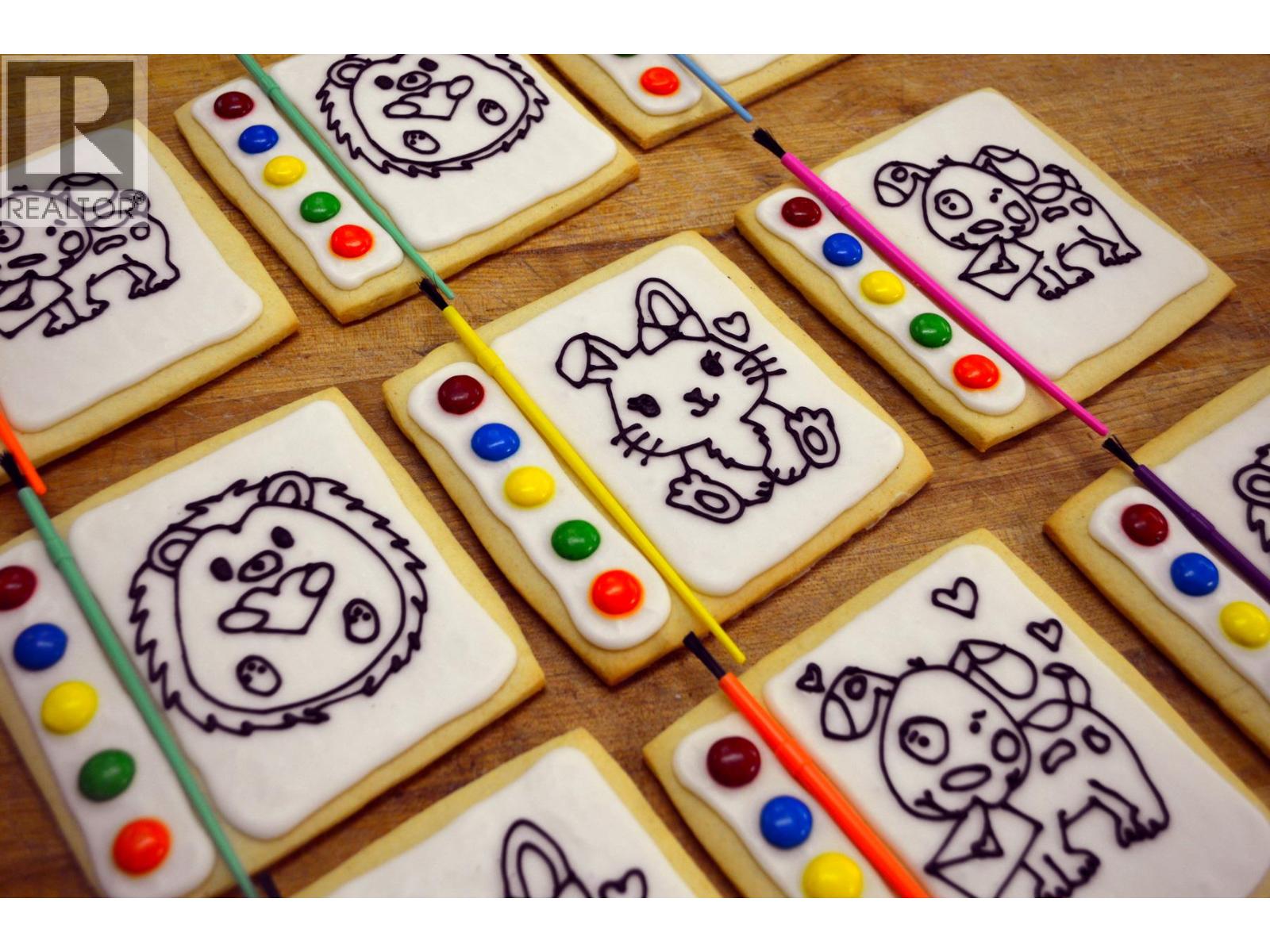 1025 Canyon Street, Creston, British Columbia  V0B 1G0 - Photo 8 - 2478957