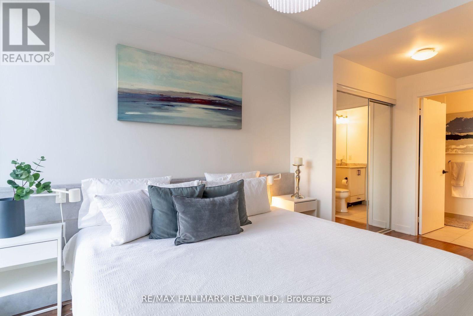 813 - 260 Sackville Street, Toronto, Ontario  M5A 0B3 - Photo 25 - C12668770